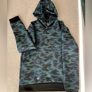 NWT Greyson Camo Shepherd Hoodie